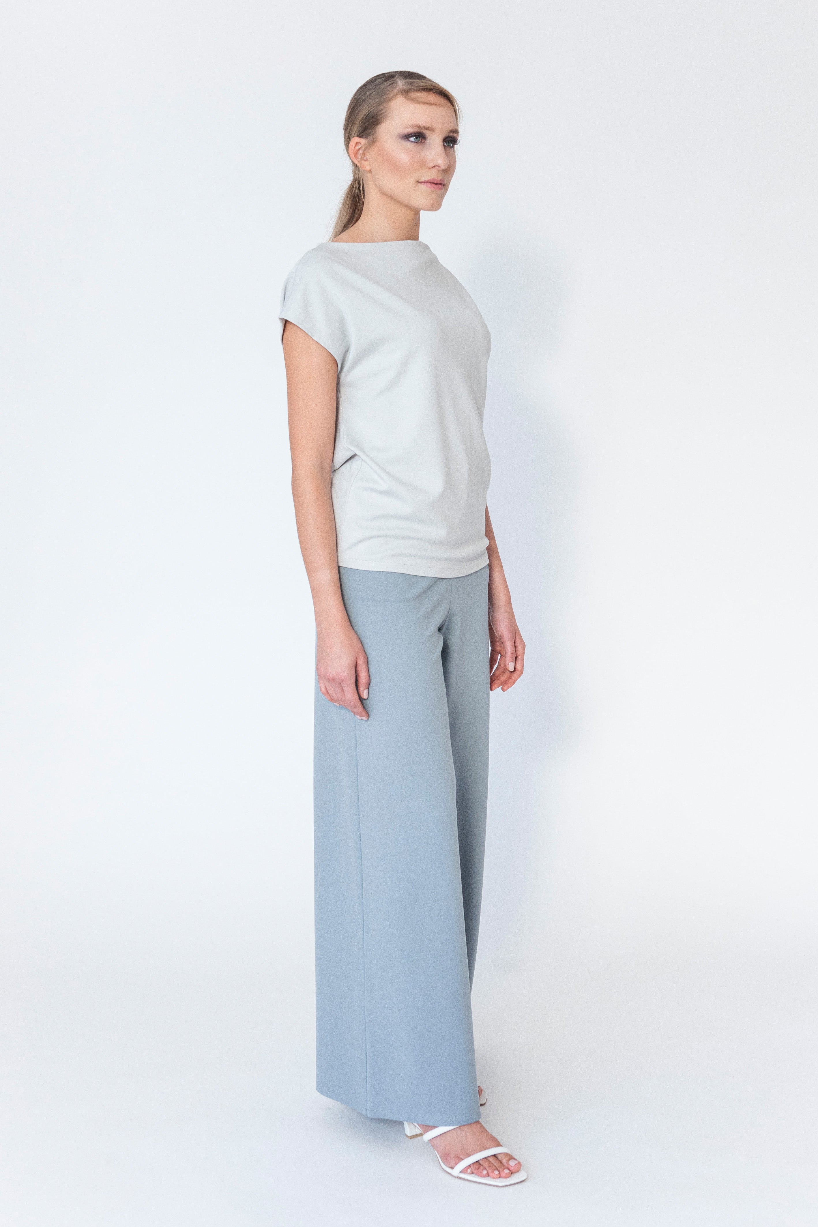 Shirt draped shoulder Code 132 SOFT GREY