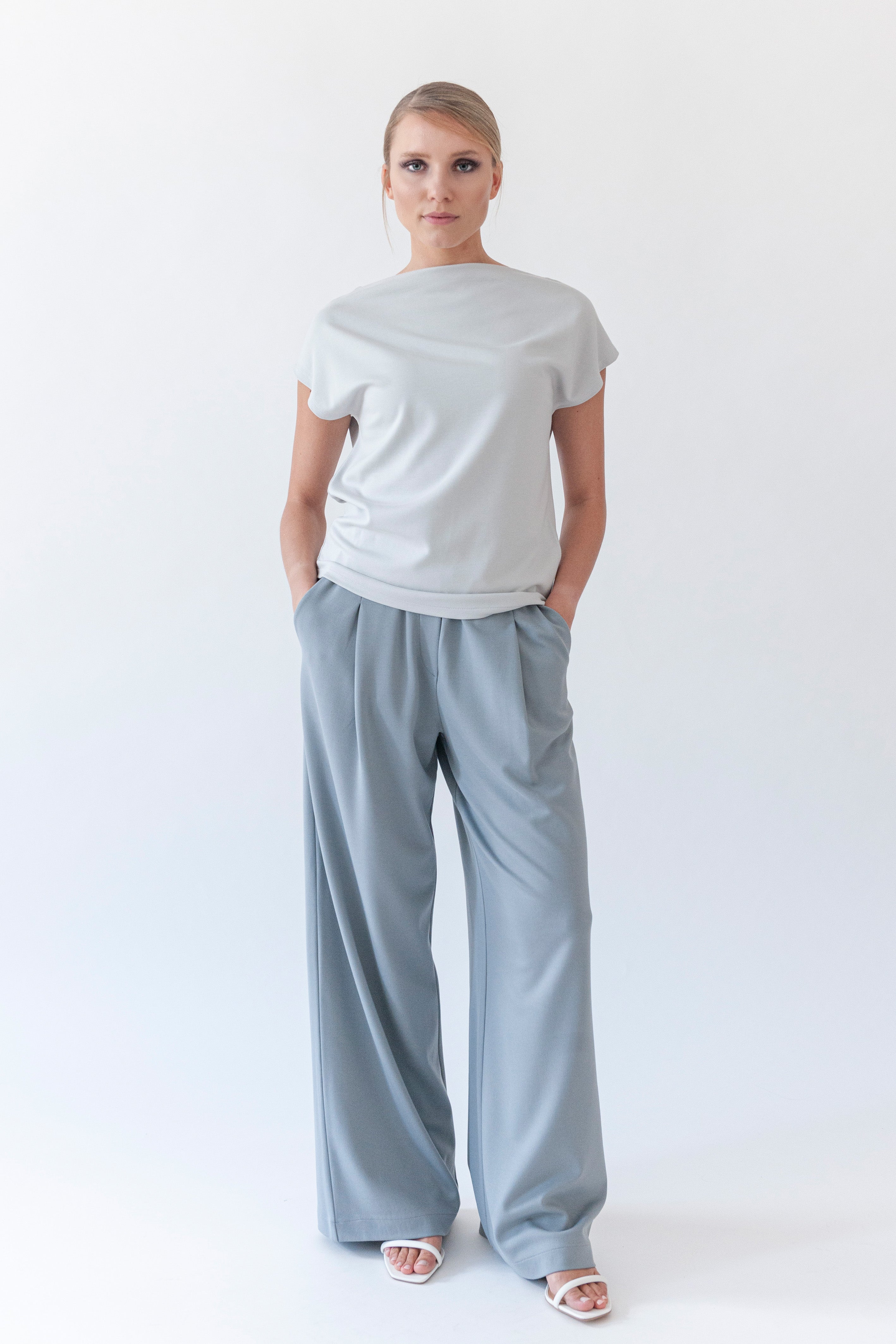 Shirt draped shoulder Code 132 SOFT GREY